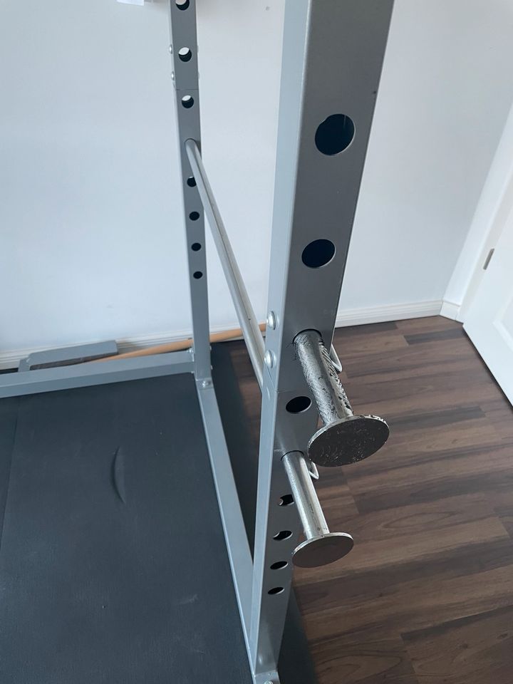 Fitness Rack/ Squat Rack in Harsefeld