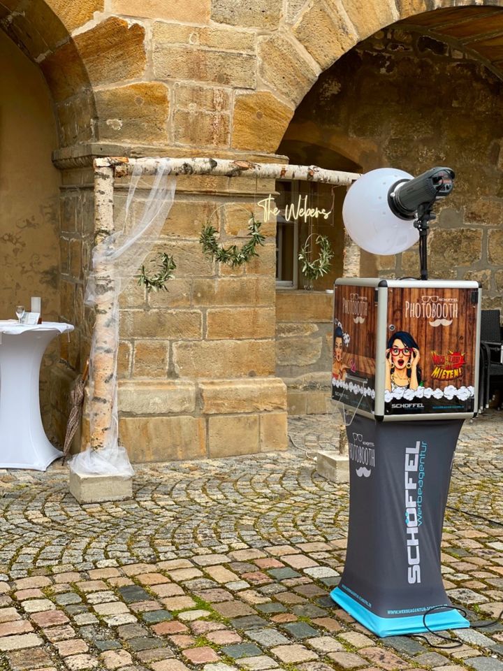 Fotobox / PhotoBooth zur Hochzeit / Firmenfeier / Geburtstag in Stadtsteinach