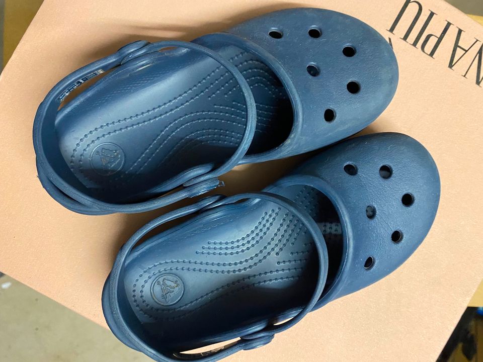 Crocs Karin Kids Ballerina Mary Janes 29/30 c12 in Baden-Württemberg -  Esslingen | Gebrauchte Kinderschuhe Größe 29 kaufen | eBay Kleinanzeigen  ist jetzt Kleinanzeigen