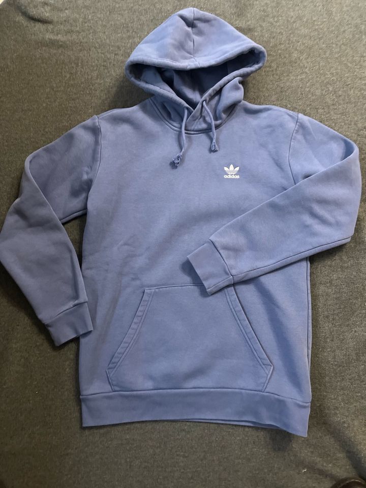 Adidas Sweatshirt/ Hoodie Größe S lila in Velbert