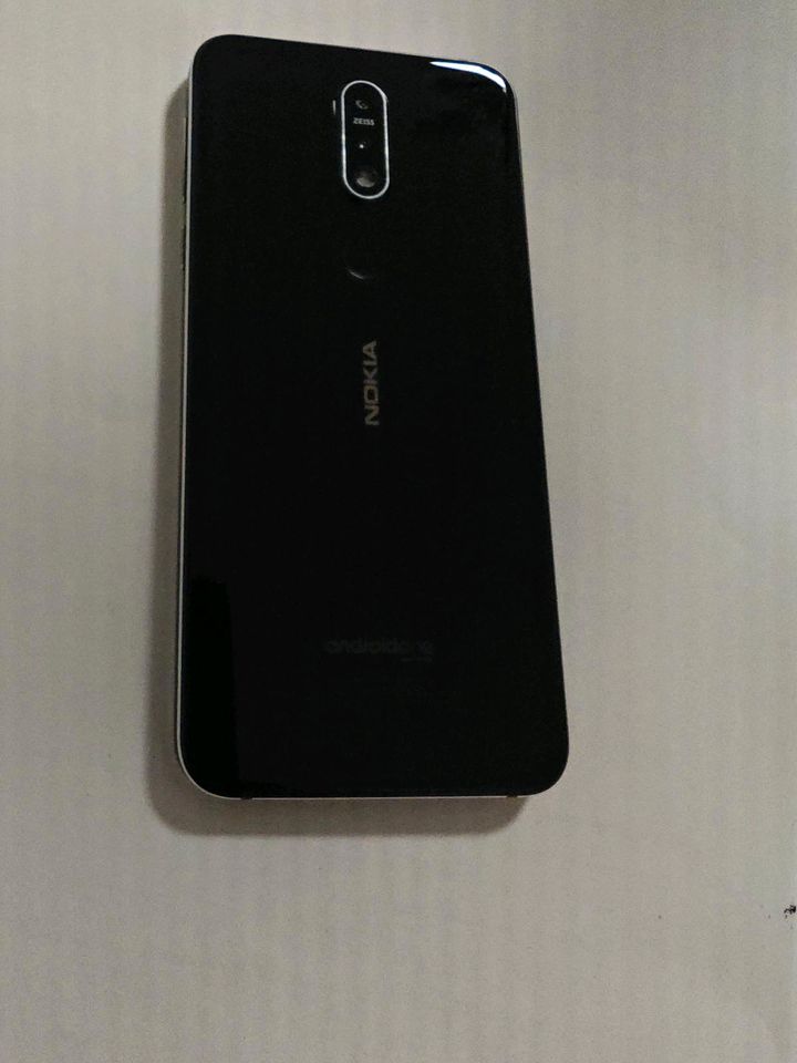 Nokia 7.1 32gb Smartphone dunkelblau neuwertig in Hannover