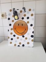 Tasche Papiertasche Smileys Einkaufstasche Geschenke Tüte Niedersachsen - Wunstorf Vorschau