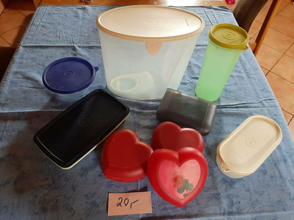 Tupperware Set , gebraucht in Schweigen-Rechtenbach