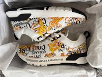 Schuhe Versace Jeans Couture Größe 41 Neu! Baden-Württemberg - Bietigheim-Bissingen Vorschau