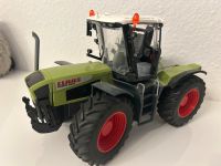 Claas Xerion Traktor 3300  Spielzeug Baden-Württemberg - Villingen-Schwenningen Vorschau