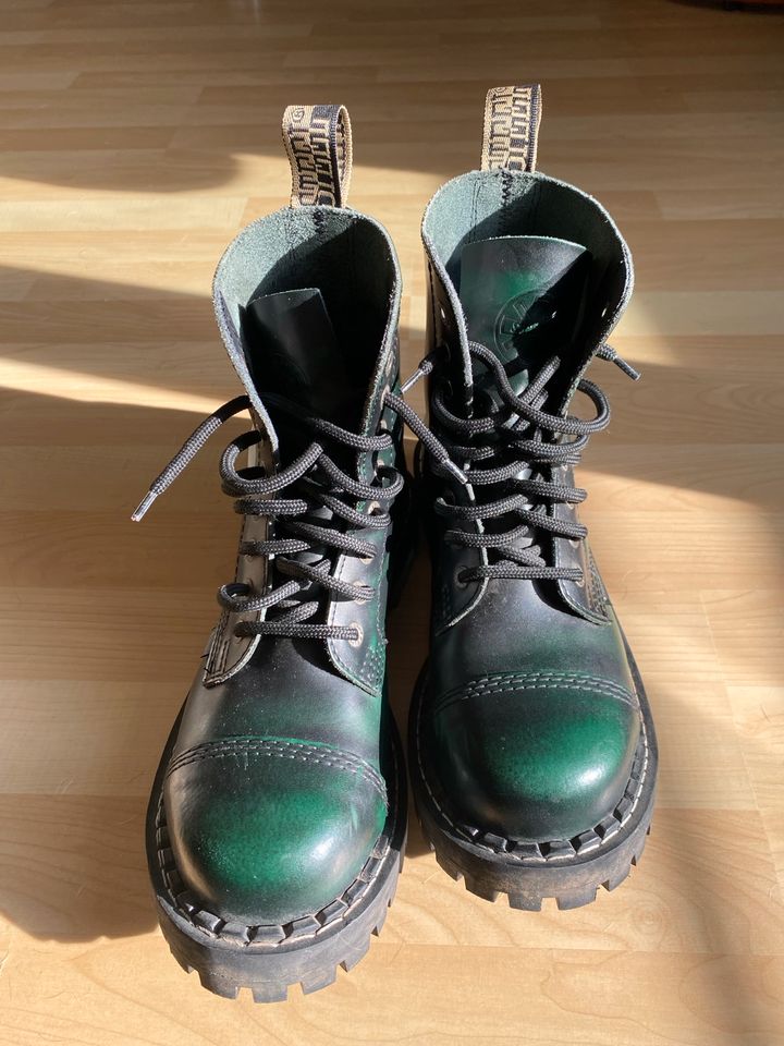 Steel 8-Loch Boots mit Stahlkappe 42 in Röhrmoos