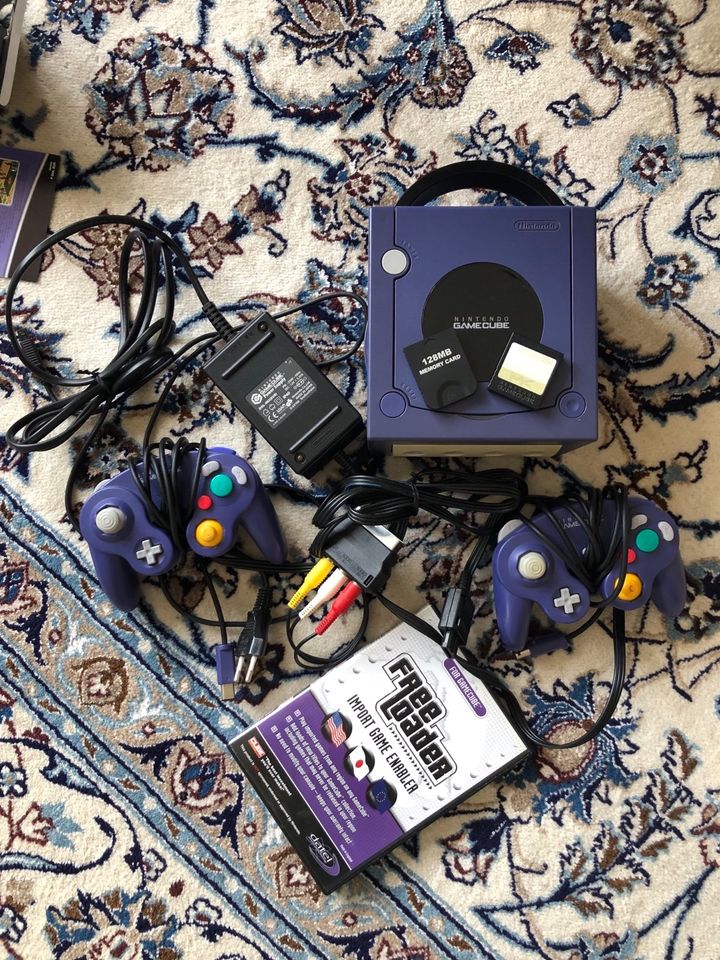 Nintendo GameCube purple Spiele Controller Memory Card in Ginsheim-Gustavsburg