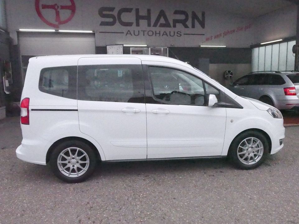 Ford Tourneo Courier Trend,1- Hand,Scheckheftgepfl.!! in Eichstetten am Kaiserstuhl