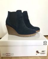 Stiefelette Ankle Boots mit Absatz Blau Gr. 36 echtes Wildleder Friedrichshain-Kreuzberg - Kreuzberg Vorschau