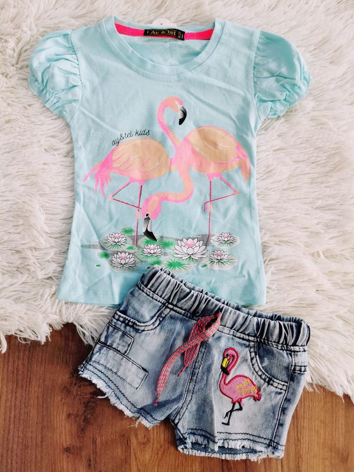 FLAMINGO Set kurze Jeans-Hose Shorts T-Shirt Gr 86 92 Neu in München