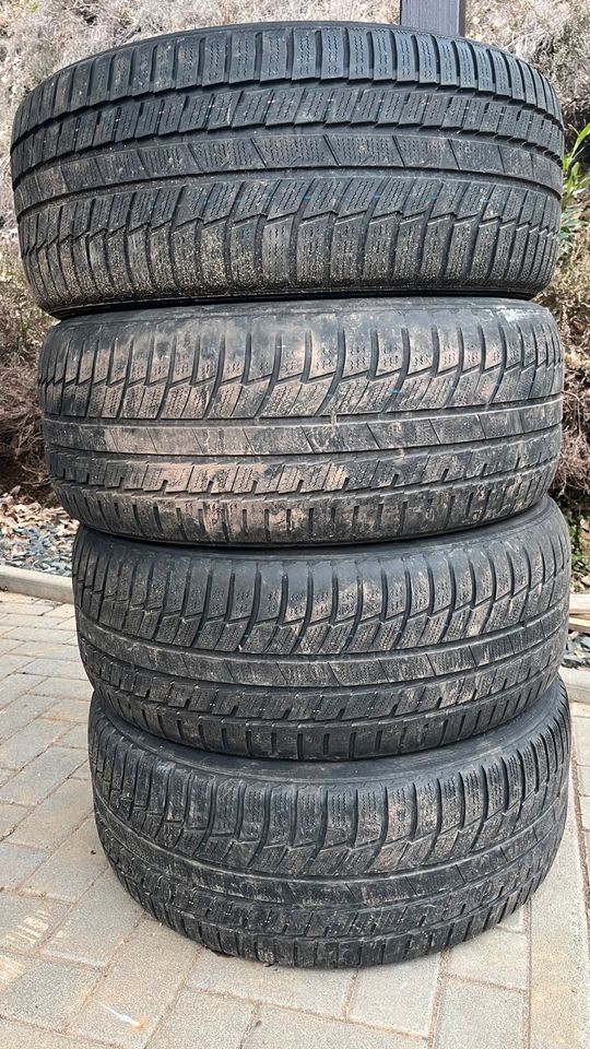 265/45R20 108V Toyo Snowprox in Zerf