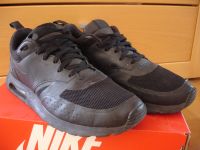 Nike Air Max Sneaker Gr 42 7,5 8,5 triple black schwarz Hessen - Grävenwiesbach Vorschau