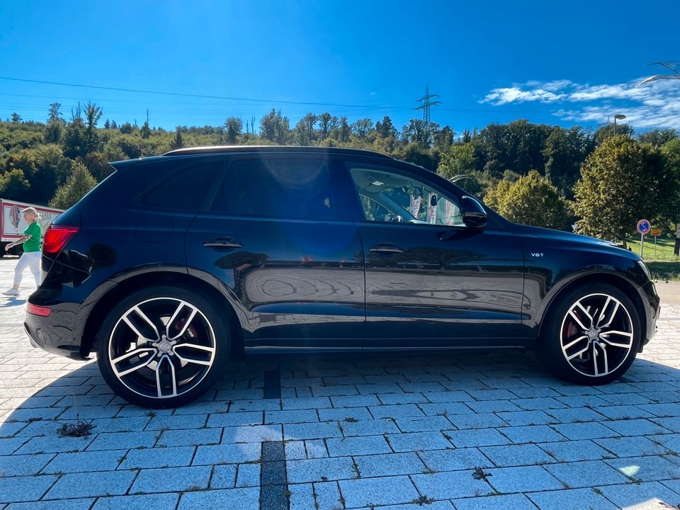 Audi SQ5 competition plus in Esslingen