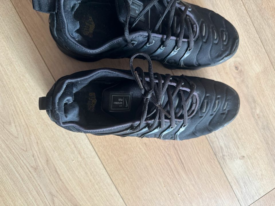 NIKE AIR VAPORMAX PLUS Gr 45 in Hattersheim am Main