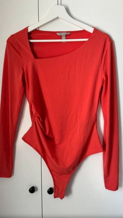 H&M langarm-body orange/Koralle M 38 fast neu in Witzenhausen