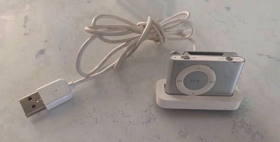 Apple Ipod Shuffle (2. Generation) 1 GB in Hamburg