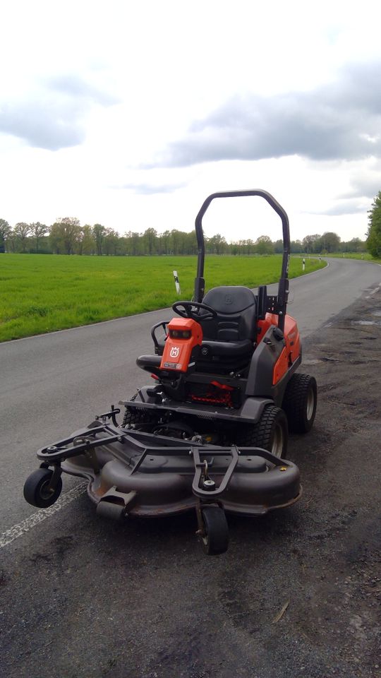 Husqvarna P525 Diesel Kubota Aufsitzmäher Allrad 1,55M Mulcher in Hamminkeln