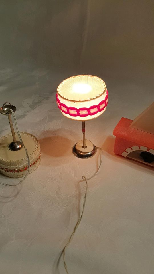 Vintage Puppenstuben Möbel Zubehör Lampen Caco Biegepuppen in Möser