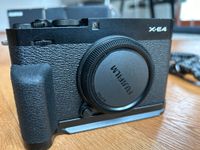 Fujifilm X-E4 schwarz top Zustand mit Handgriff, 2438 Auslösungen München - Sendling Vorschau