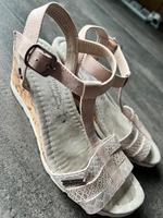 Sandalen Gr. 37 Tamaris Bruno Banani Niedersachsen - Isernhagen Vorschau