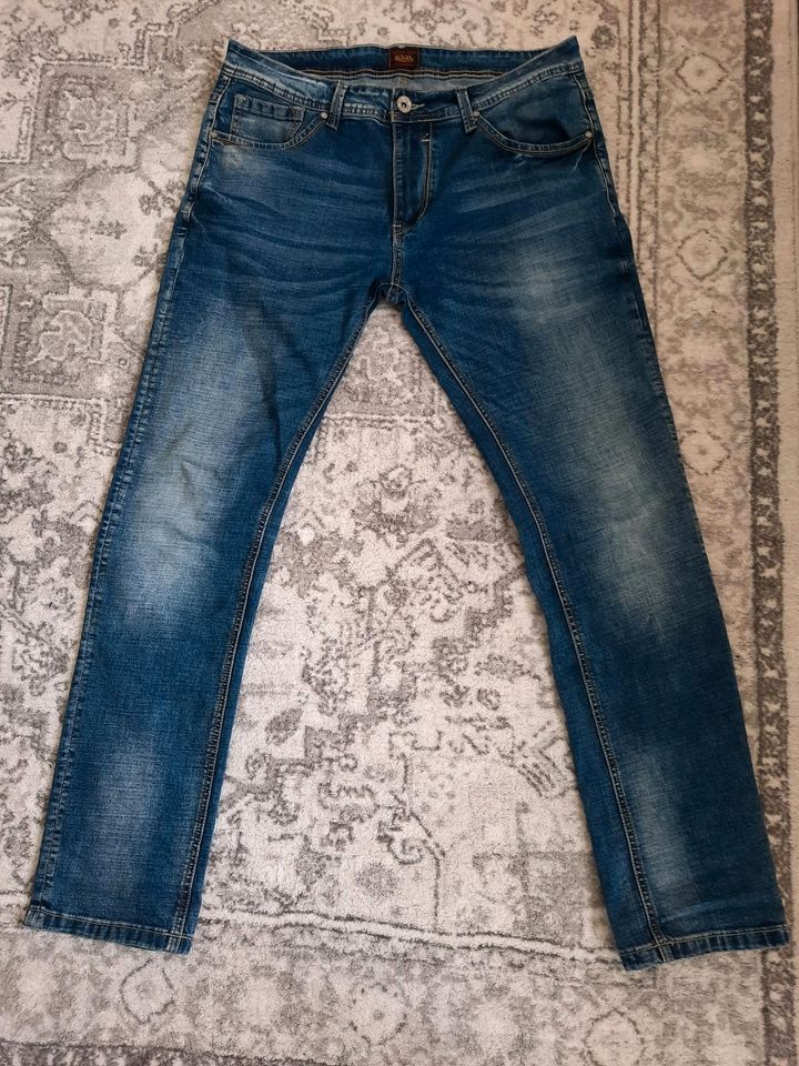 Breite Herren Jeans in München