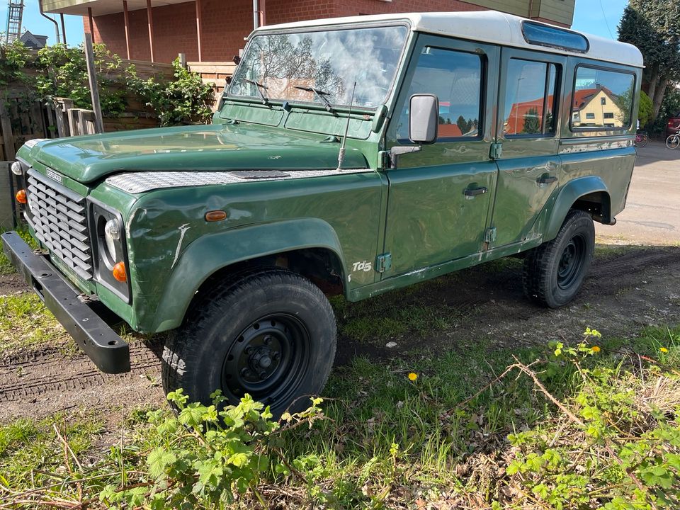 Land Rover Defender 110 Td5 in Bielefeld