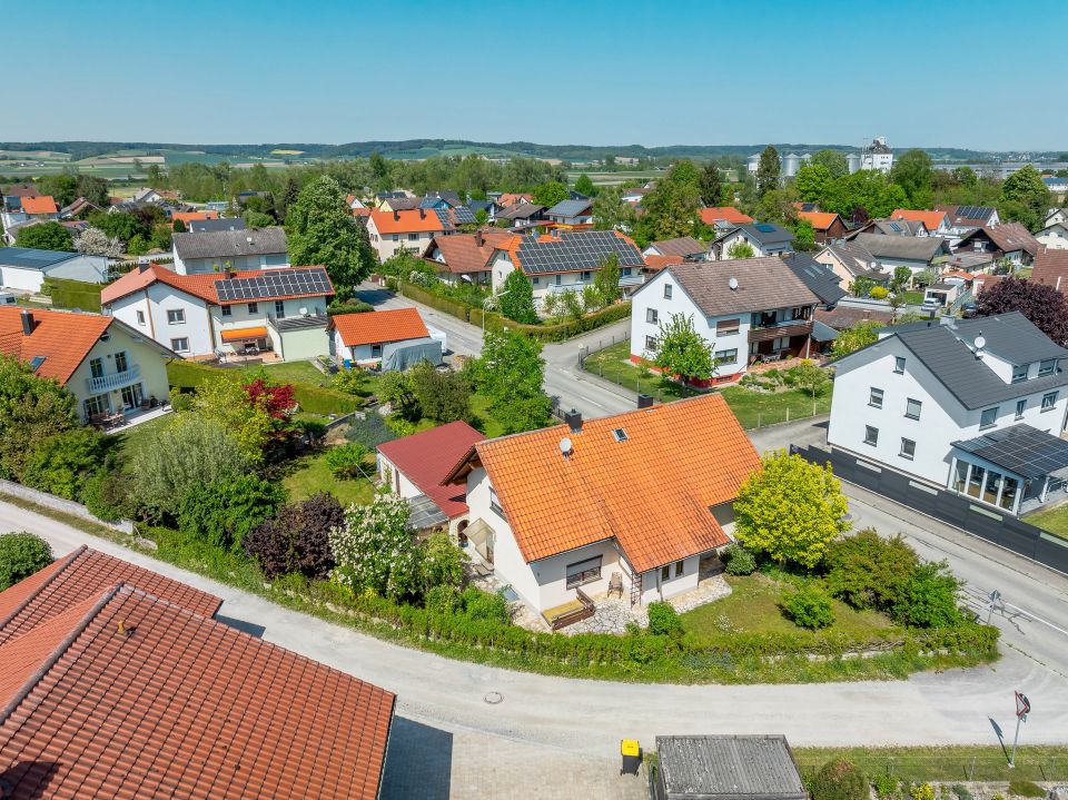 Perfekte Gelegenheit: Charmantes Grundstück mit Renovierungspotential oder "Neubauoption" in Loiching