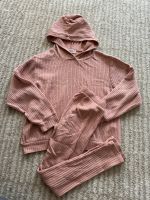 H&M Set Anzug Pullover Hose gr. 128 Berlin - Köpenick Vorschau