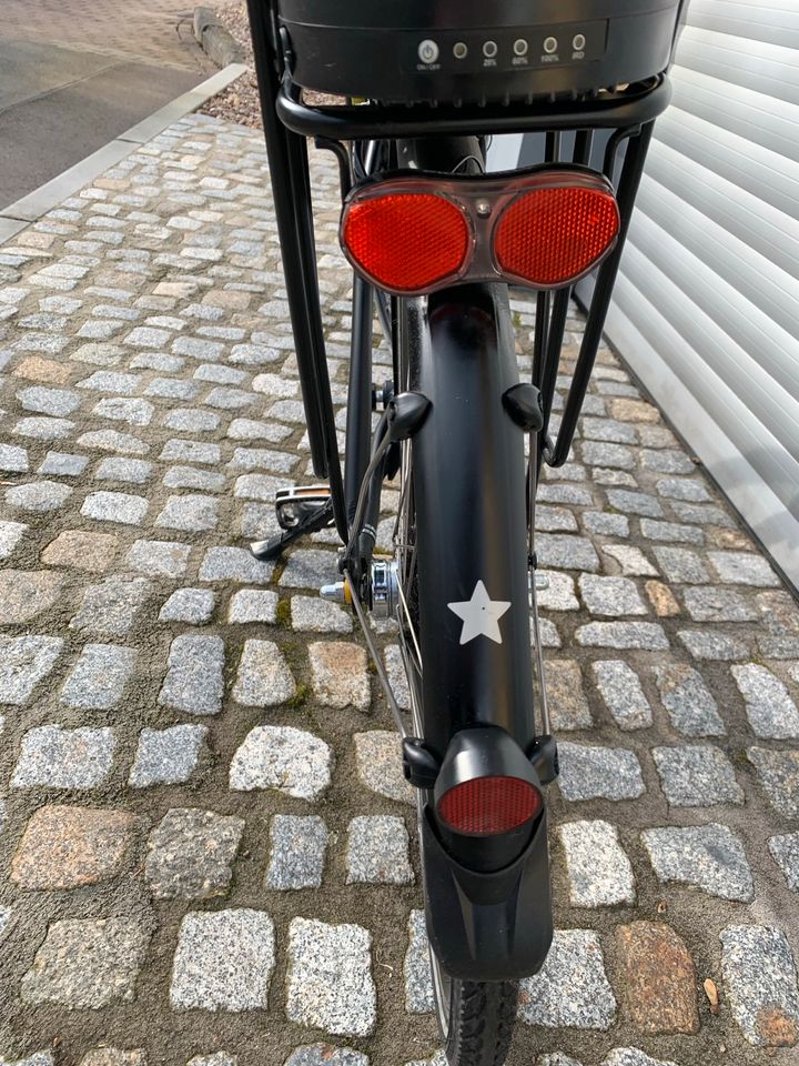 Fahrrad, Pedelec, schwarz, Sterne abnehmbar in Erfurt