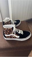 Vans Sk8-Hi Canvas & Leather – Leopard Print (Black/True White) Köln - Porz Vorschau
