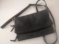 Echtleder Handtasche, Clutch, unbenutzt Berlin - Hellersdorf Vorschau