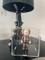 Kaws Medicom Figur im Display Baden-Württemberg - Heilbronn Vorschau