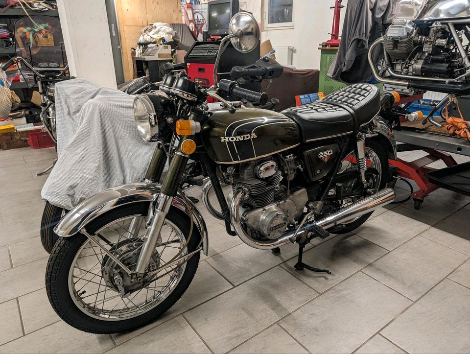 Honda CB 250 1972 TÜV 04/26 in Bad Heilbrunn