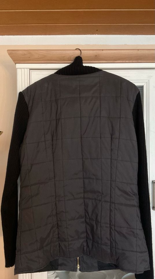 Steppjacke mit Strickärmel, von Mondi Sports, wenig getragen, sch in Petersdorf