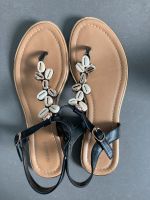 Sandalen mit Muschel-Deko Bayern - Heilsbronn Vorschau