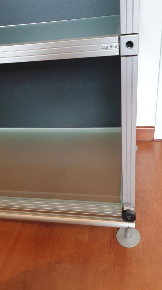 Designer Sideboard von Schweizer Marke Alu Office (Metall & Glas) in Ludwigsburg