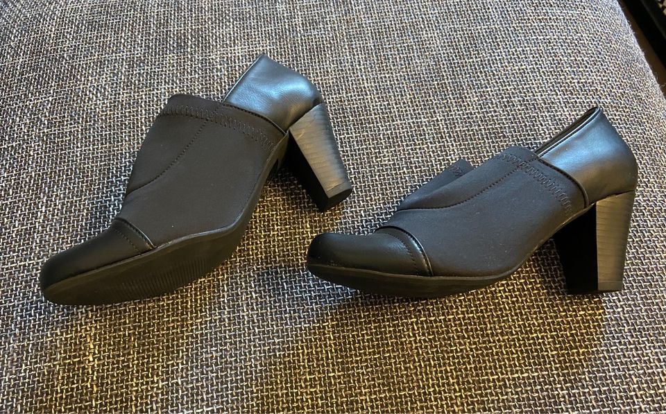 Andrea Conti Hochfrontpumps, Gr. 39, schwarz, NEU in Saarbrücken