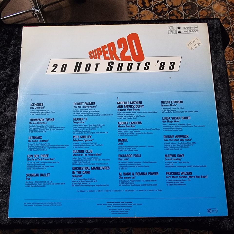 Vinyl Sampler 20 Hot Shots '83 in Bergheim