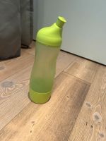 Tupperware Tupper Flasche Sportsfreund grün groß Trinkflasche Hessen - Otzberg Vorschau