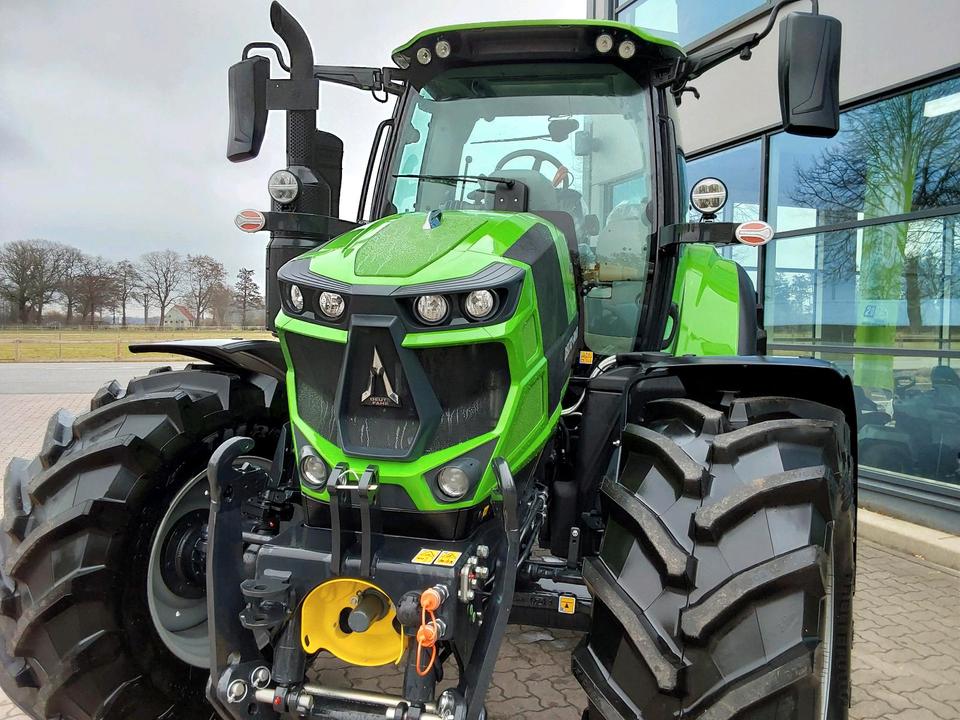 Deutz Fahr Agrotron 6150.4 TTV NEU mit Tageszulassung in Horst (Holstein)