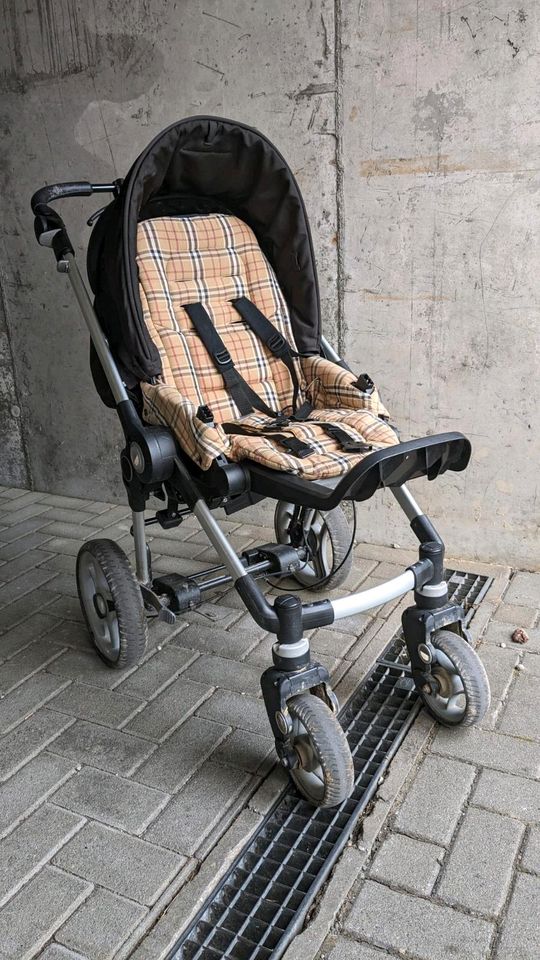 Einen Teutonia Kinderwagen 3 in 1 in Gottmadingen