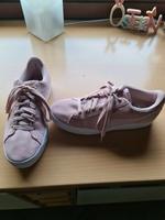 Puma Turnschuhe Sneaker Größe 40 rosa Hessen - Heringen (Werra) Vorschau