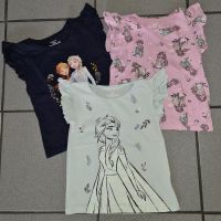 3 Tshirts Frozen Gr 116 ungetragen Nordrhein-Westfalen - Hattingen Vorschau