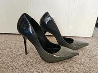 Stiletto-Pumps Gr. 39 Bronx Farbverlauf grau-schwarz Thüringen - Gotha Vorschau