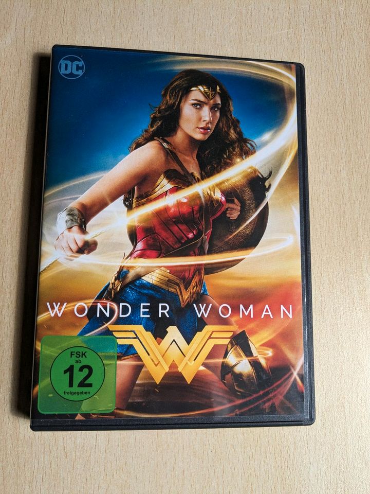 Wonder Woman DVD Wie Neu Gal Gadot Fantasy Action in Rehlingen-Siersburg