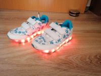 Schuhe Blinker-Schuhe LED Gr. 32 zum Aufladen Leipzig - Schönefeld-Abtnaundorf Vorschau