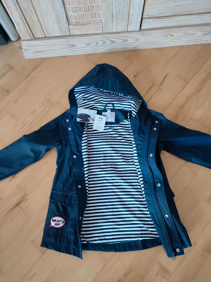 Jungen Regenjacke mit Kapuze Gr.152 neu mit Etikett! in Hanhofen