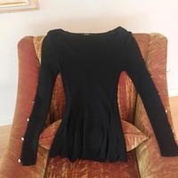 GUESS Pullover Peplum Hourglass Größe S schwarz  Cut Outs Nordrhein-Westfalen - Soest Vorschau