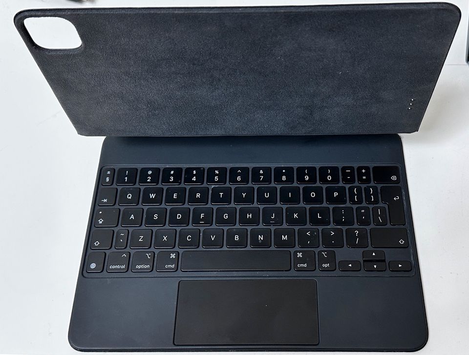 Magic Keyboard für 11" iPad Air und iPad Pro in Düsseldorf