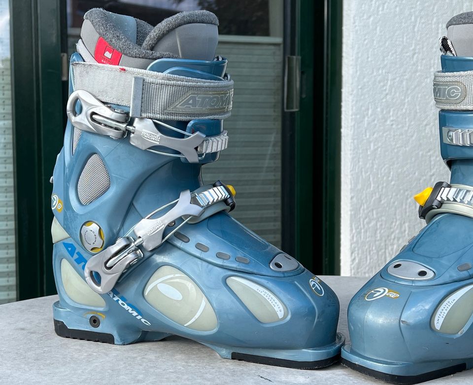 ATOMIC Recco Skischuhe Skiboots Gr. 40/41 in Klein Rogahn